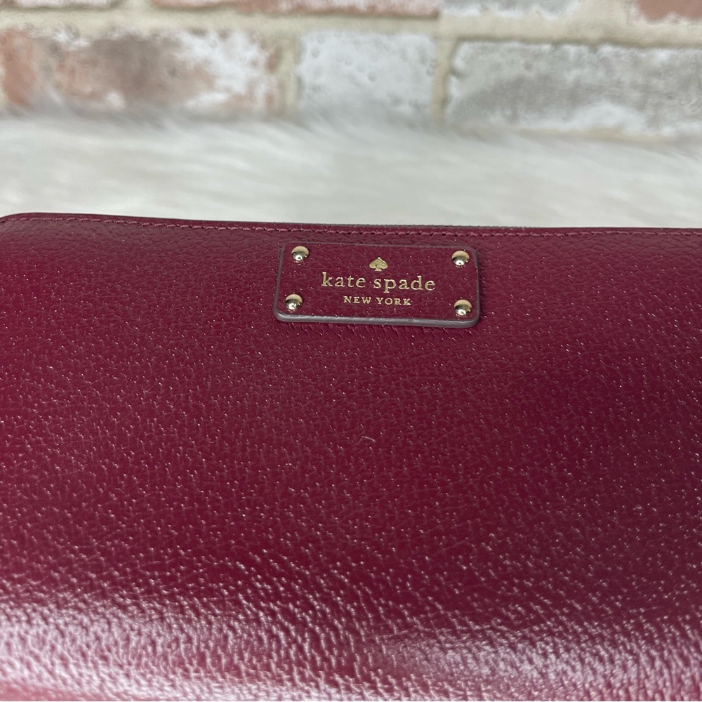 COPY - Kate Spade Wallet - Picture 11 of 11